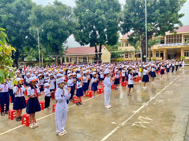 Miễn học phí cho học sinh công lập: Giảm nỗi lo, tăng động lực cho hàng triệu gia đình